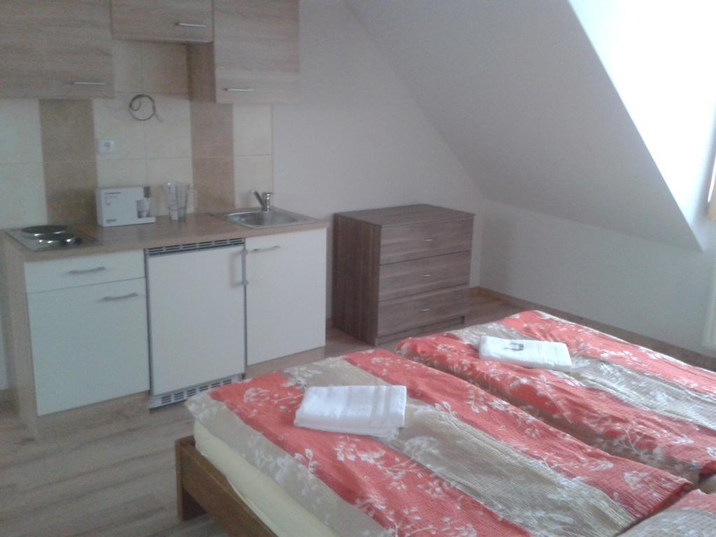 Dueta Apartment Cesky Krumlov Bilik gambar